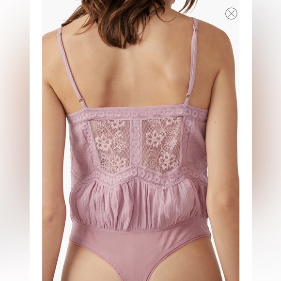 NEW Free People lace trim bodysuit - Picture 6 of 11